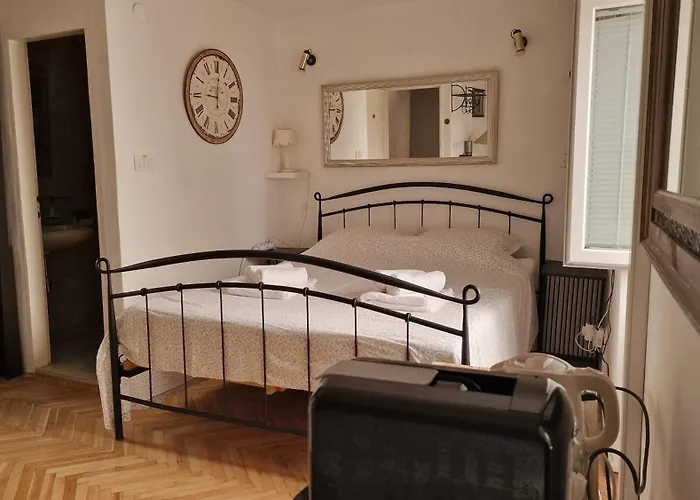 게스트하우스 Cittadella Rooms, Old Town 3*
