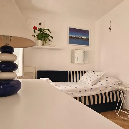 招待所 Cittadella Rooms, Old Town 3*