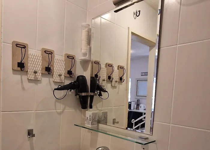 招待所 Cittadella Rooms, Old Town 3*