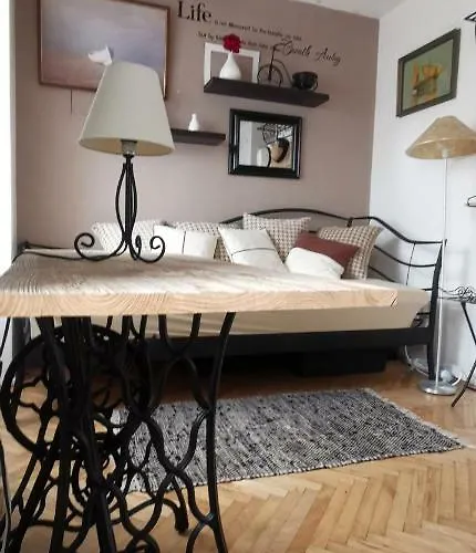 招待所 Cittadella Rooms, Old Town